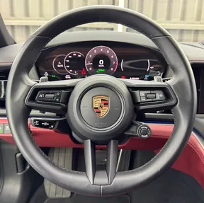 Porsche Panamera 4S E-Hybrid 2025