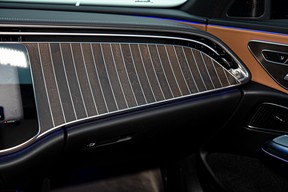 Mercedes-Benz E-Class 300 2024