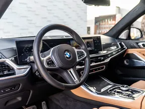 BMW X5 M60 2025