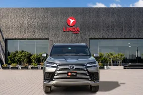 Lexus LX 700h 2025