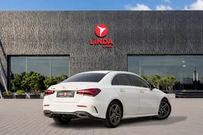 Mercedes-Benz A-Class 200 2021