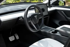 Tesla Model Y Performance 2023