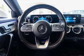 Mercedes-Benz A-Class 200 2021