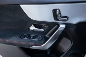 Mercedes-Benz A-Class 200 2023