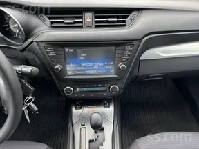 Toyota Avensis 2016