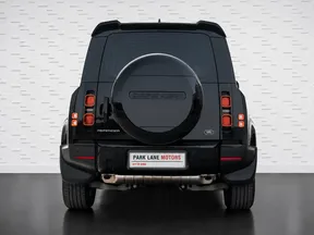 Land Rover Defender 110 2023