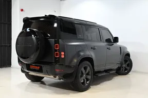 Land Rover Defender 110 2024