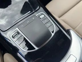 Mercedes-Benz EQC 400 2021