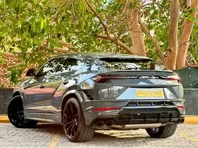 Lamborghini Urus 2023