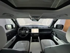 Land Rover Defender 130 2026