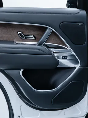 Land Rover Range Rover 2023
