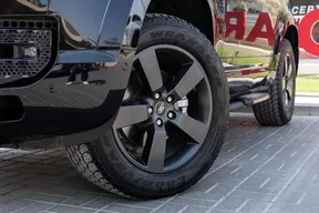 Land Rover Defender 90 2024