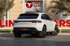 Porsche Macan 2025