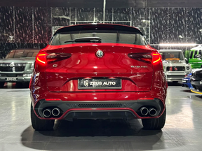 Alfa Romeo Stelvio Quadrifoglio 2018
