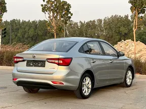 MG 5 2025