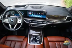 BMW X7 40 2023
