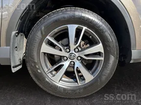 Toyota RAV4 2016