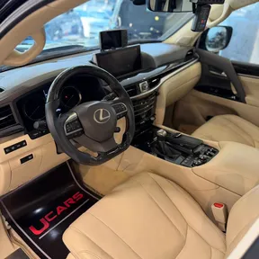 Lexus LX 570 2020
