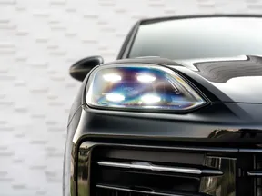 Porsche Cayenne 2024
