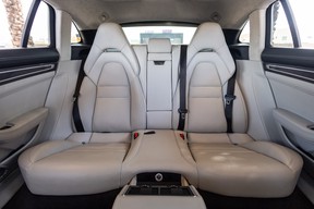 Porsche Panamera Turbo Sport Turismo 2018