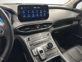 Hyundai Santa Fe 2023