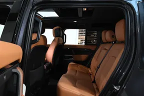 Land Rover Defender 110 2024