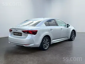Toyota Avensis 2016