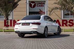 Mercedes-Benz E-Class 300 2022