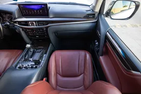 Lexus LX 570 2018