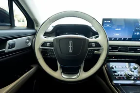 Lincoln Nautilus 2022