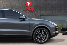 Porsche Cayenne 2023