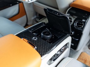 Rolls-Royce Cullinan Black Badge 2023