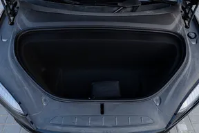 Tesla Model X 2024