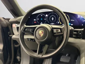 Porsche Taycan 2023