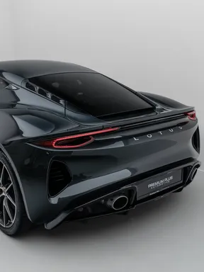 Lotus Emira 2023