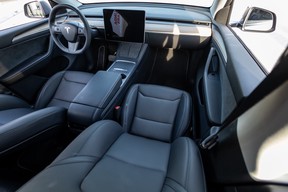 Tesla Model Y Long Range 2024