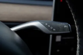 Tesla Model Y Standard Range 2023