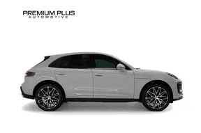 Porsche Macan 2025