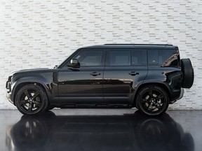 Land Rover Defender 110 2024