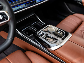 BMW 7 Series 735 2023