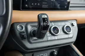 Land Rover Defender 90 2021