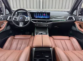 BMW X7 M60 2024