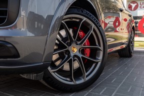 Porsche Cayenne GTS Coupé 2021