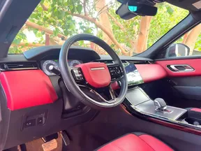 Land Rover Range Rover Velar 2025
