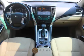 Mitsubishi Pajero Sport / Montero Sport / Shogun Sport 2019