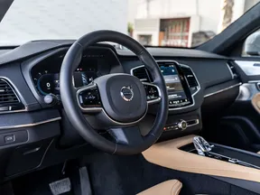 Volvo XC90 B6 2024