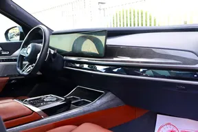 BMW 7 Series 740 2023