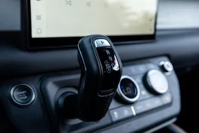 Land Rover Defender 90 2024