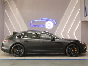 Porsche Panamera Turbo S E-Hybrid 2020