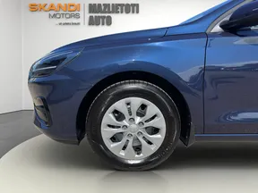 Hyundai i30 2025